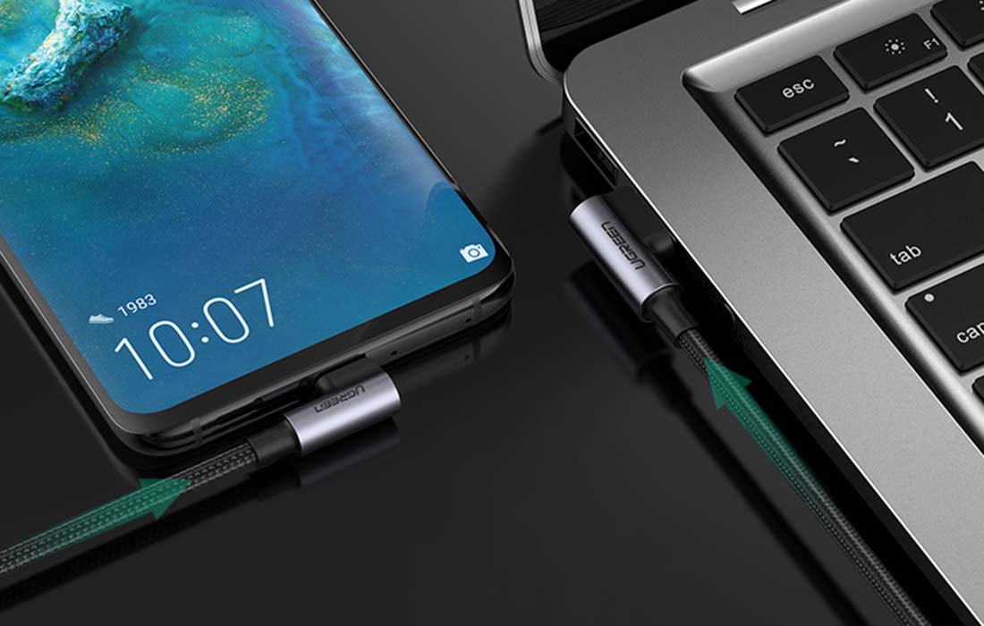 Kutni kabel USB na USB-C UGREEN US176 3A 0,5m (crni)