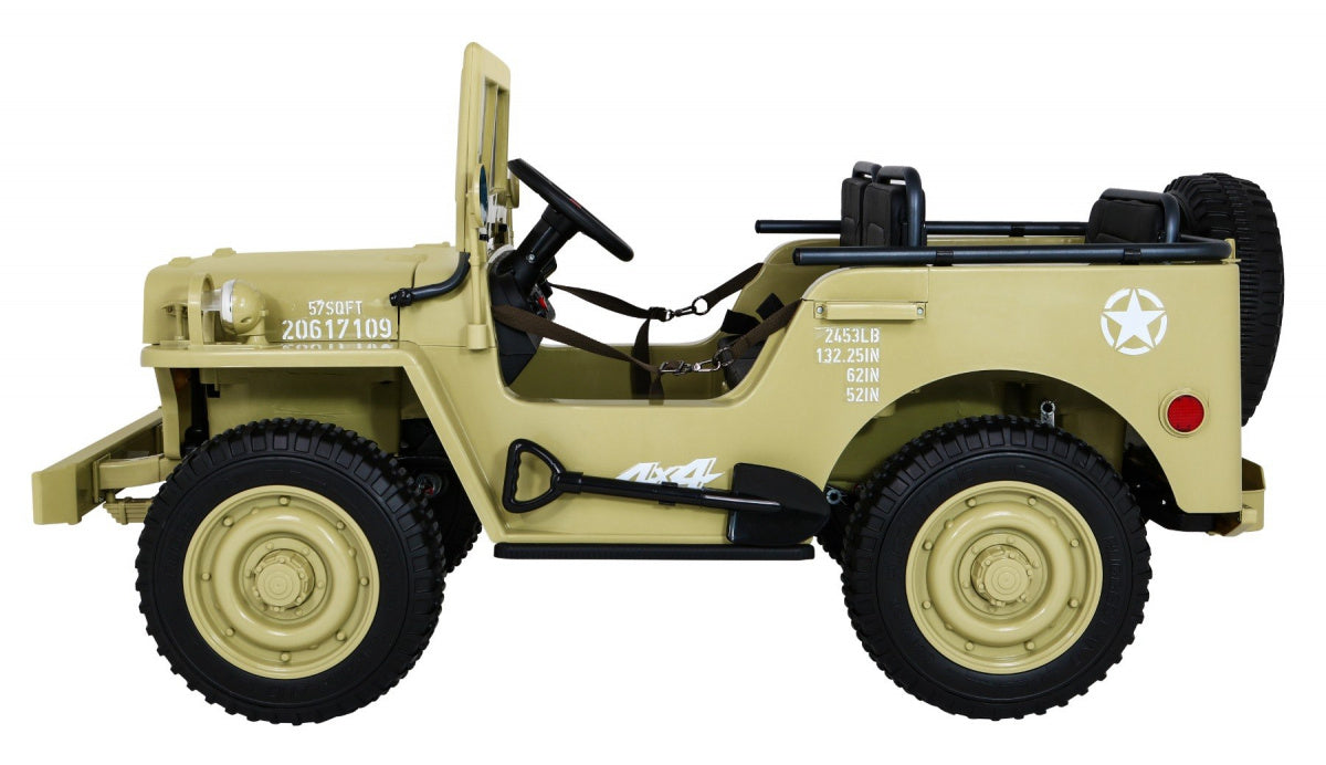 Retro Military Vehicle 4x4 Sand