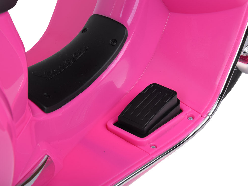 VESPA GTS Super AKU roza