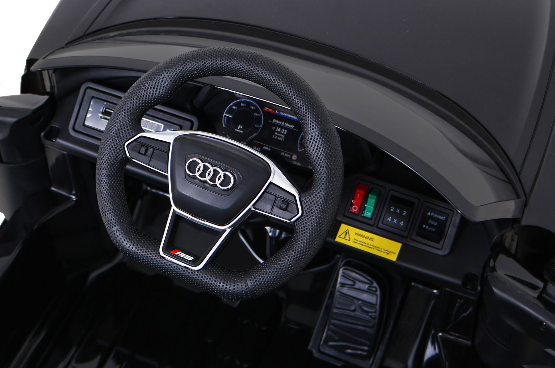 Licencirani auto na akumulator Audi RS E-Tron GT - crni