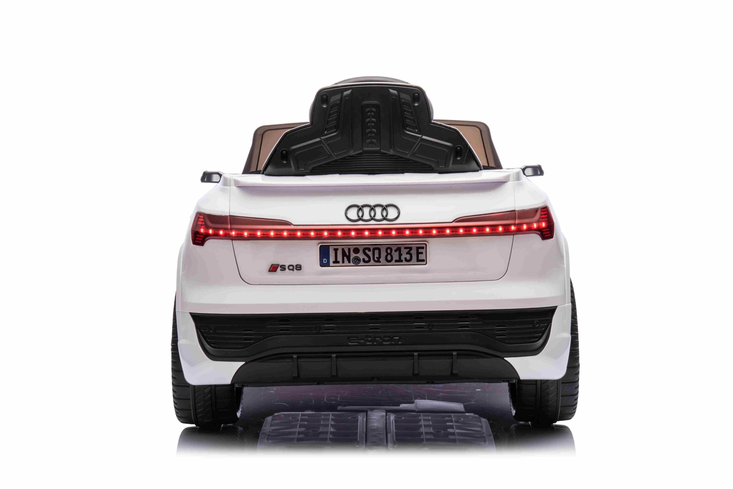 Licencirani auto na akumulator Audi SQ8 - bijeli