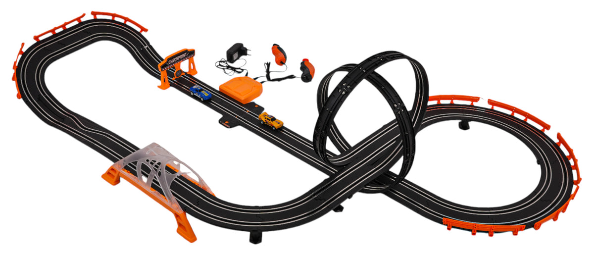 Vlak na baterije TRACK MASTER sa svjetlosnim efektima + rekviziti - 615cm