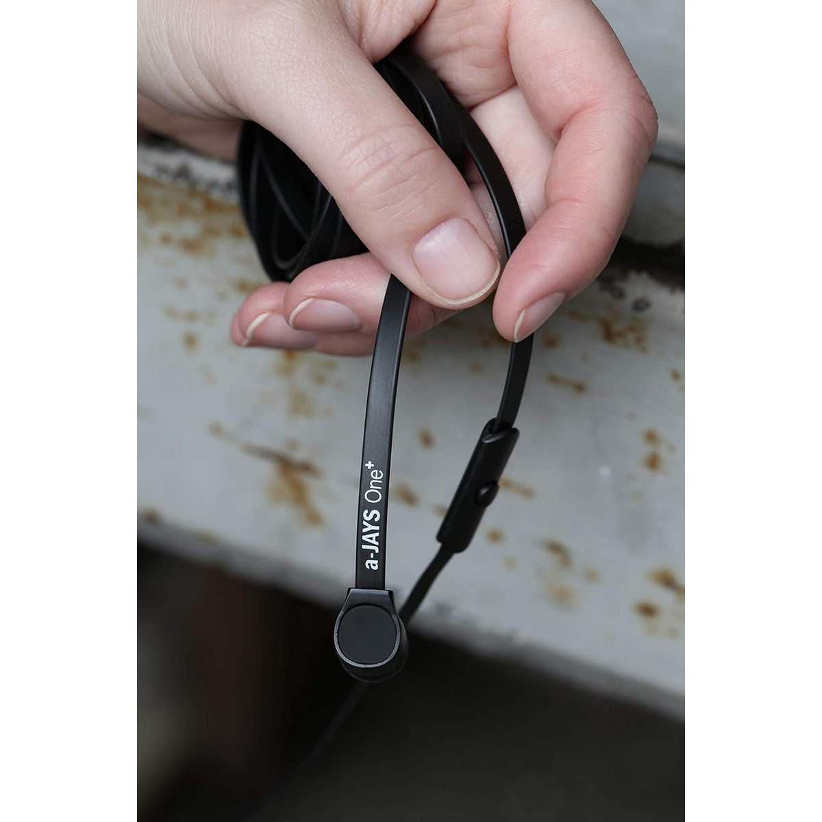 JAYS Stereo Slušalice "a-JAYS One+" sa 3.5mm jack kabelom 1.15m i kontrolama - Crne