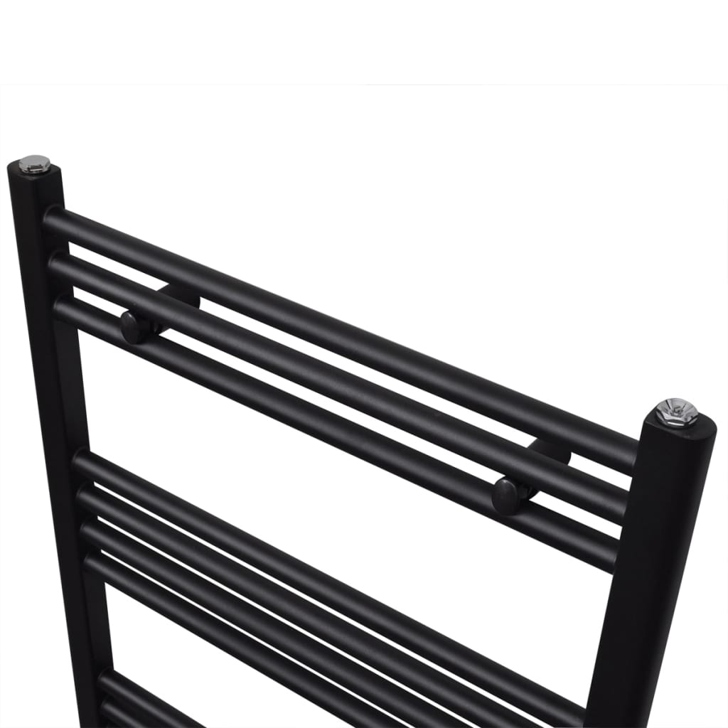 Crni kupaonski radijator za centralno grijanje ravni 600 x 764 mm