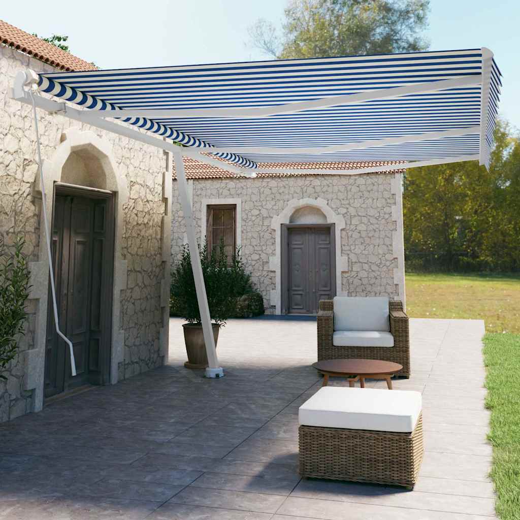 Tenda na ručno uvlačenje sa stupovima