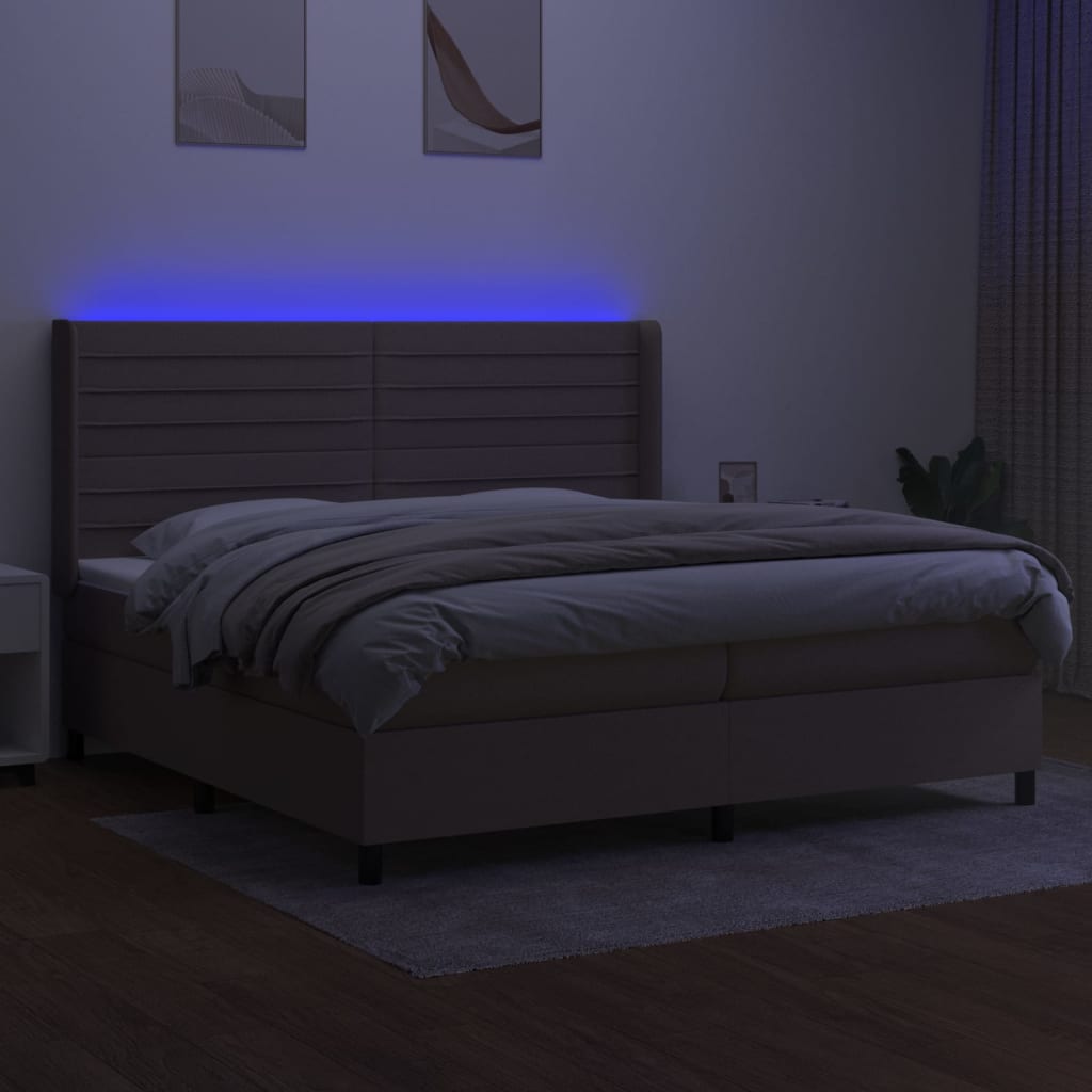 Krevet box spring s madracem LED smeđesivi 200x200 cm tkanina