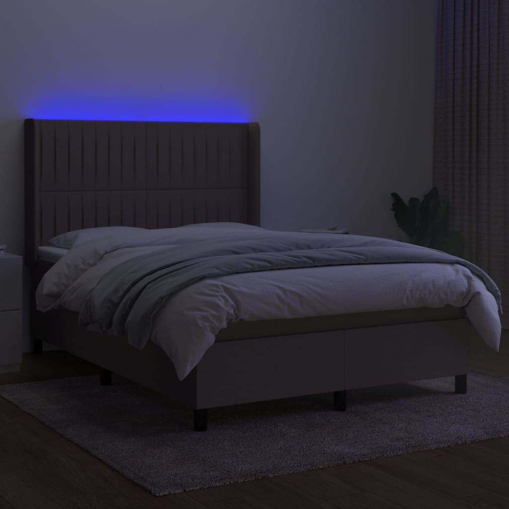 Krevet box spring s madracem LED smeđesivi 140x200 cm tkanina