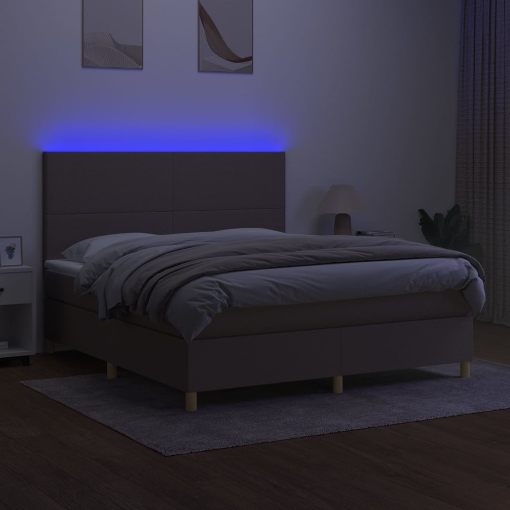 Krevet box spring s madracem LED smeđesivi 180x200 cm tkanina