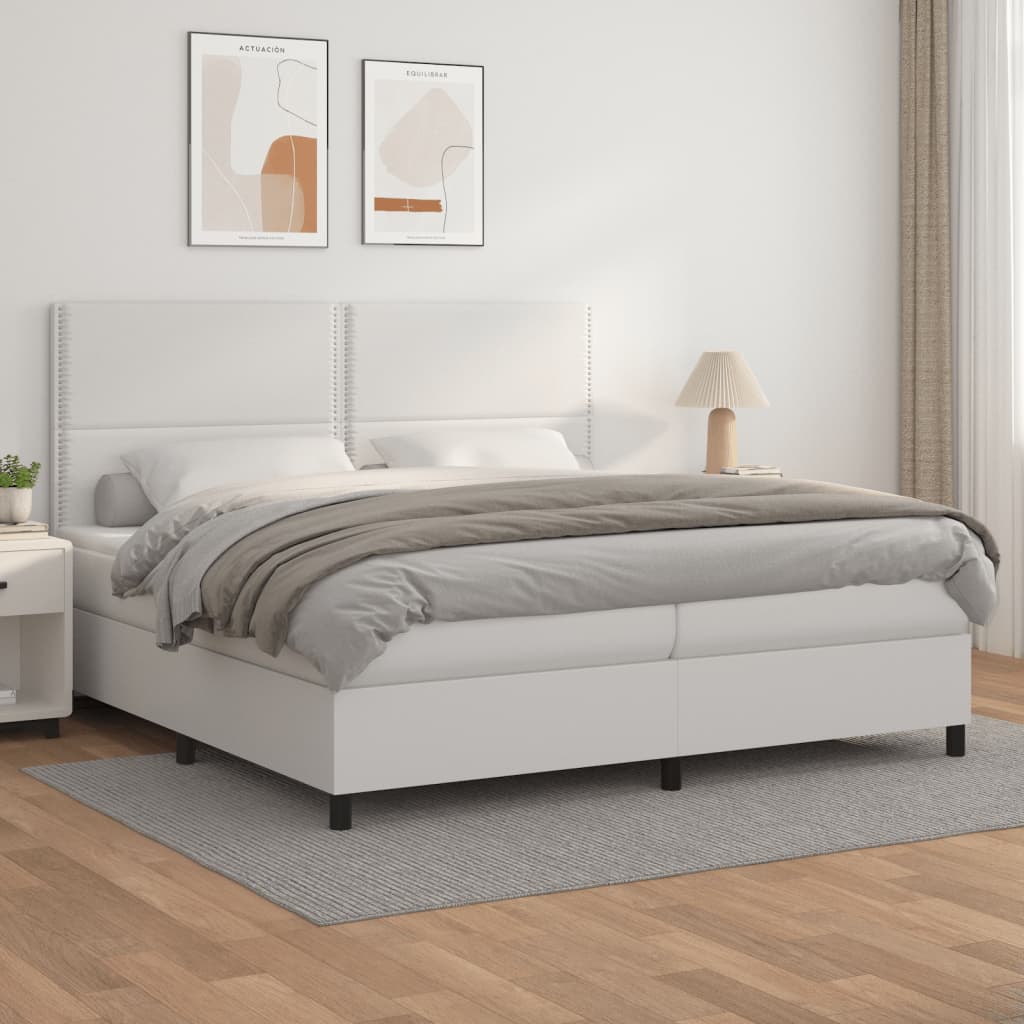 Krevet s oprugama i madracem bijeli 200x200 cm umjetna koža