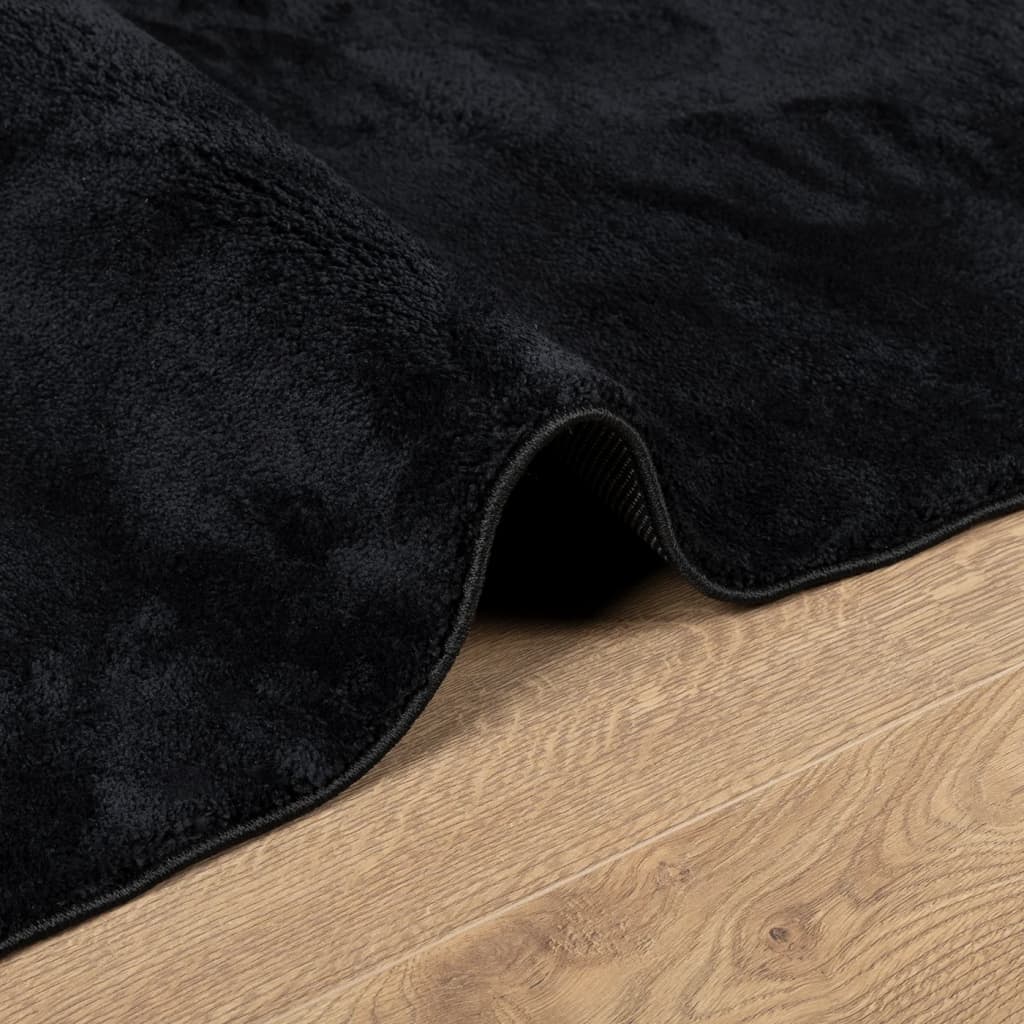 Tepih OVIEDO kratkih vlakana crni 120 x 120 cm