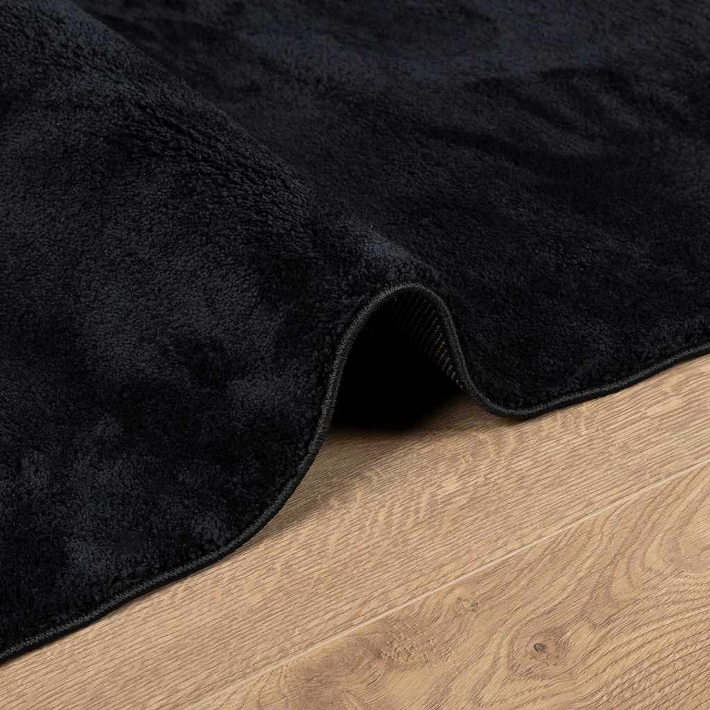 Tepih OVIEDO kratkih vlakana crni 160 x 230 cm