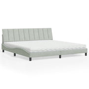 Krevet s madracem Hanko svjetlosivi 200x200 cm baršunasti