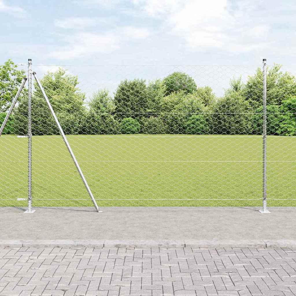 Heksagonalna ograda s betonskom osnovom 100 x 1,5 m Srebrna