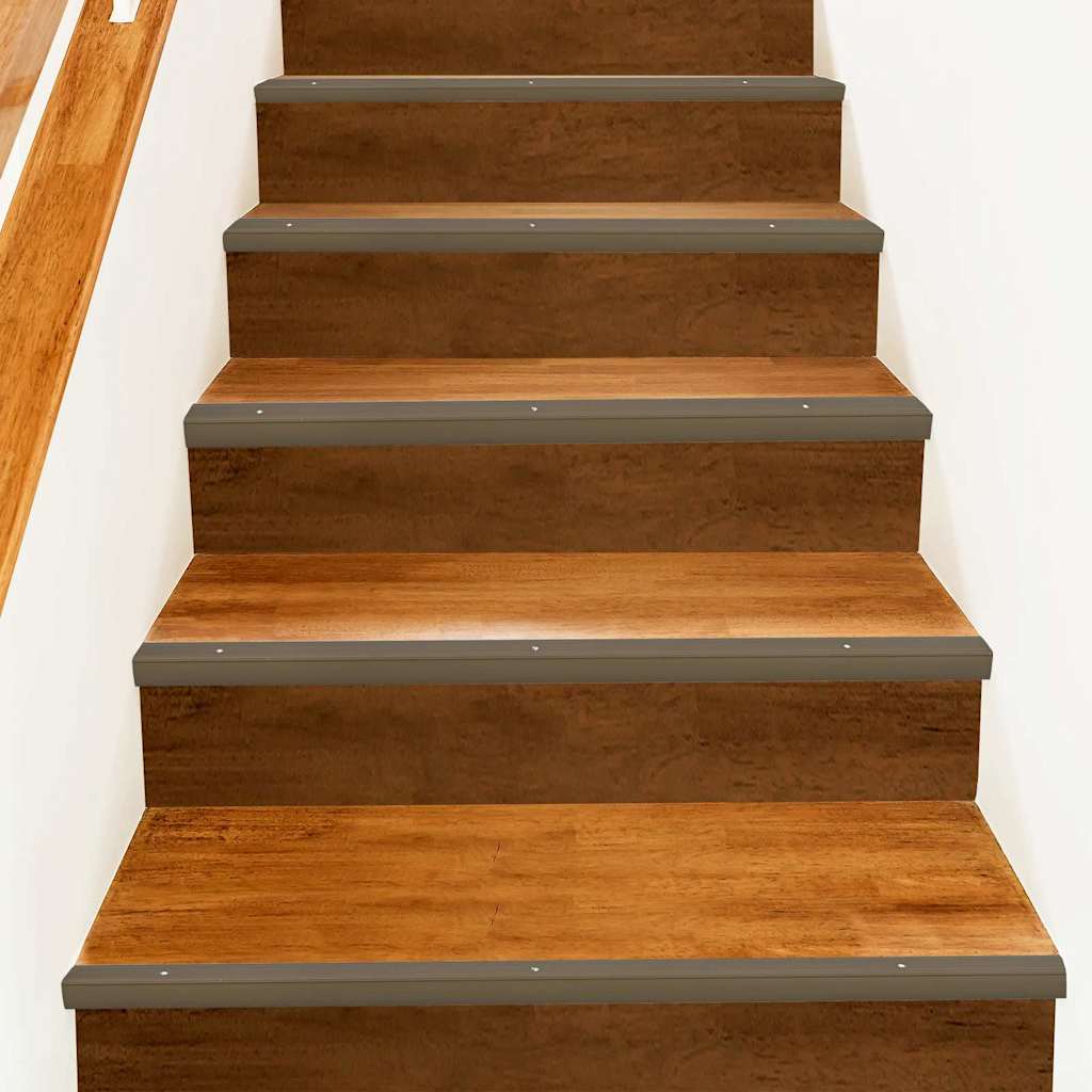 Profili za rubove stepenica 30 pcs Smeđa 67 x 3.5 x 3 cm