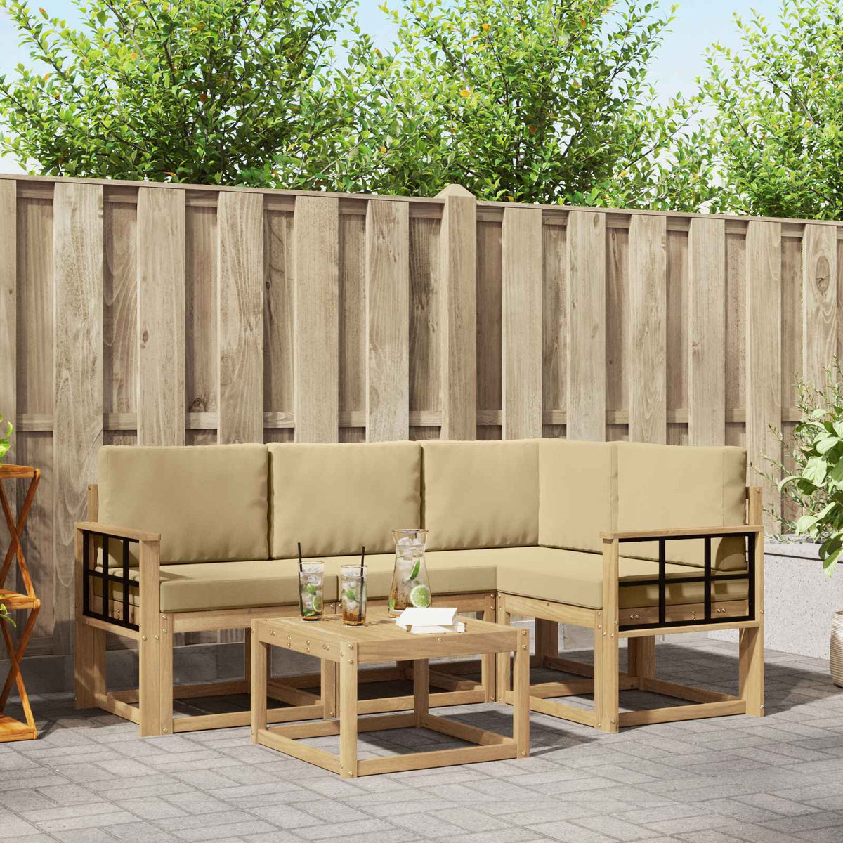 Set vanjskih sofa 5 kom. Bijela i bež