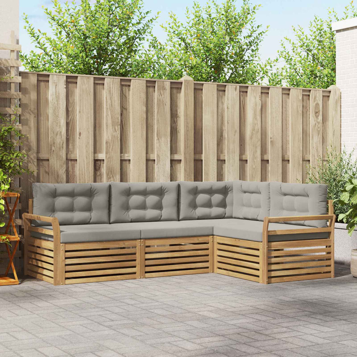 Set vanjskih sofa 4 kom. Bijela i svjetlosiva Poliester