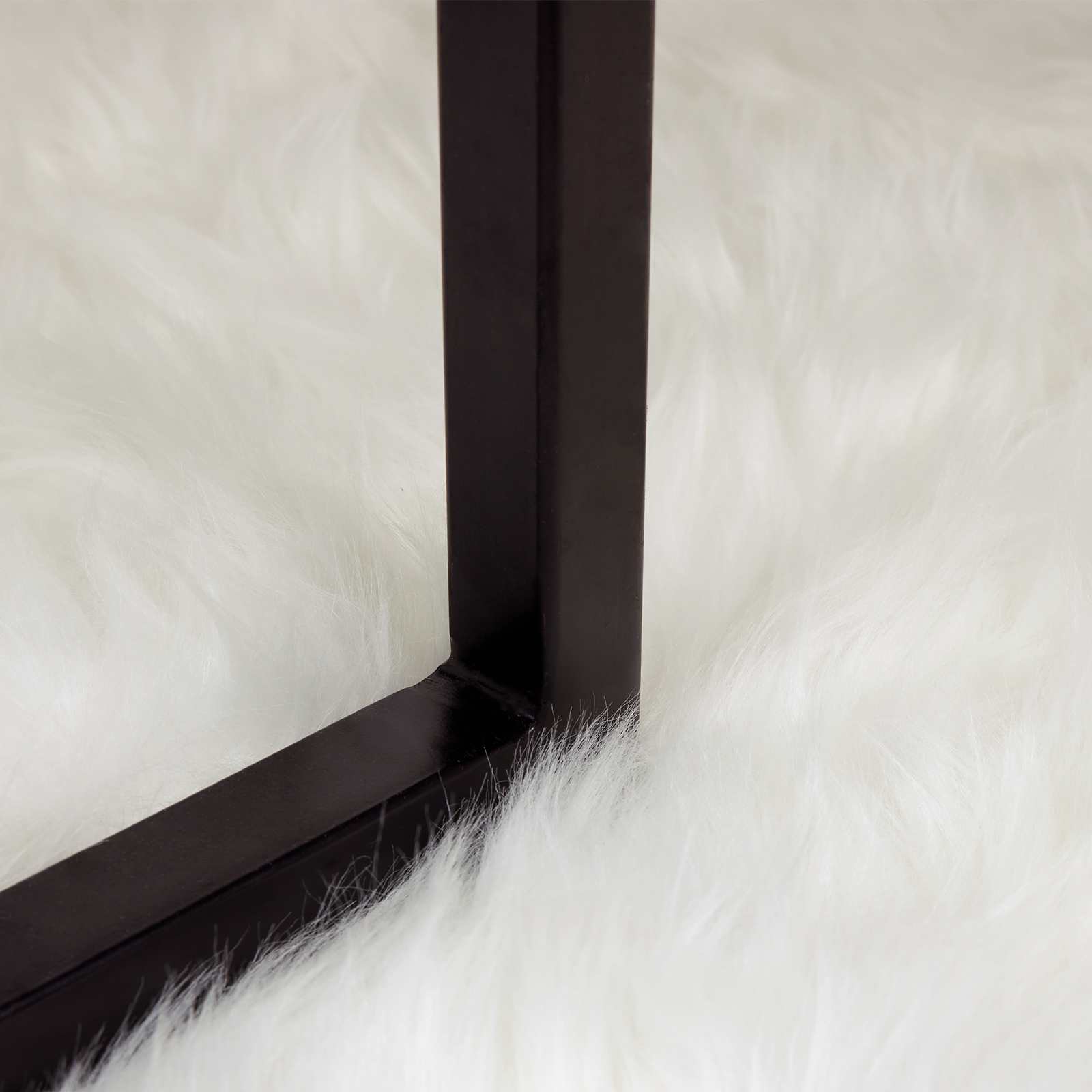 Tepih od umjetne ovčje kože TAFALLA Bijela 120 x 120 cm