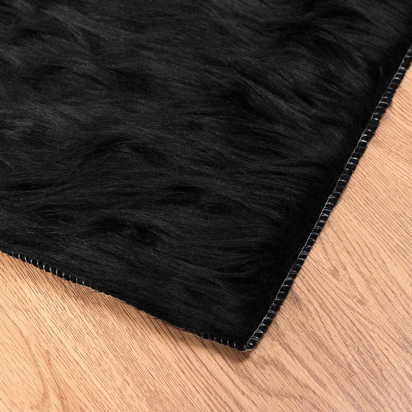 Tepih od umjetne ovčje kože TAFALLA Crna 100 x 200 cm Poliester