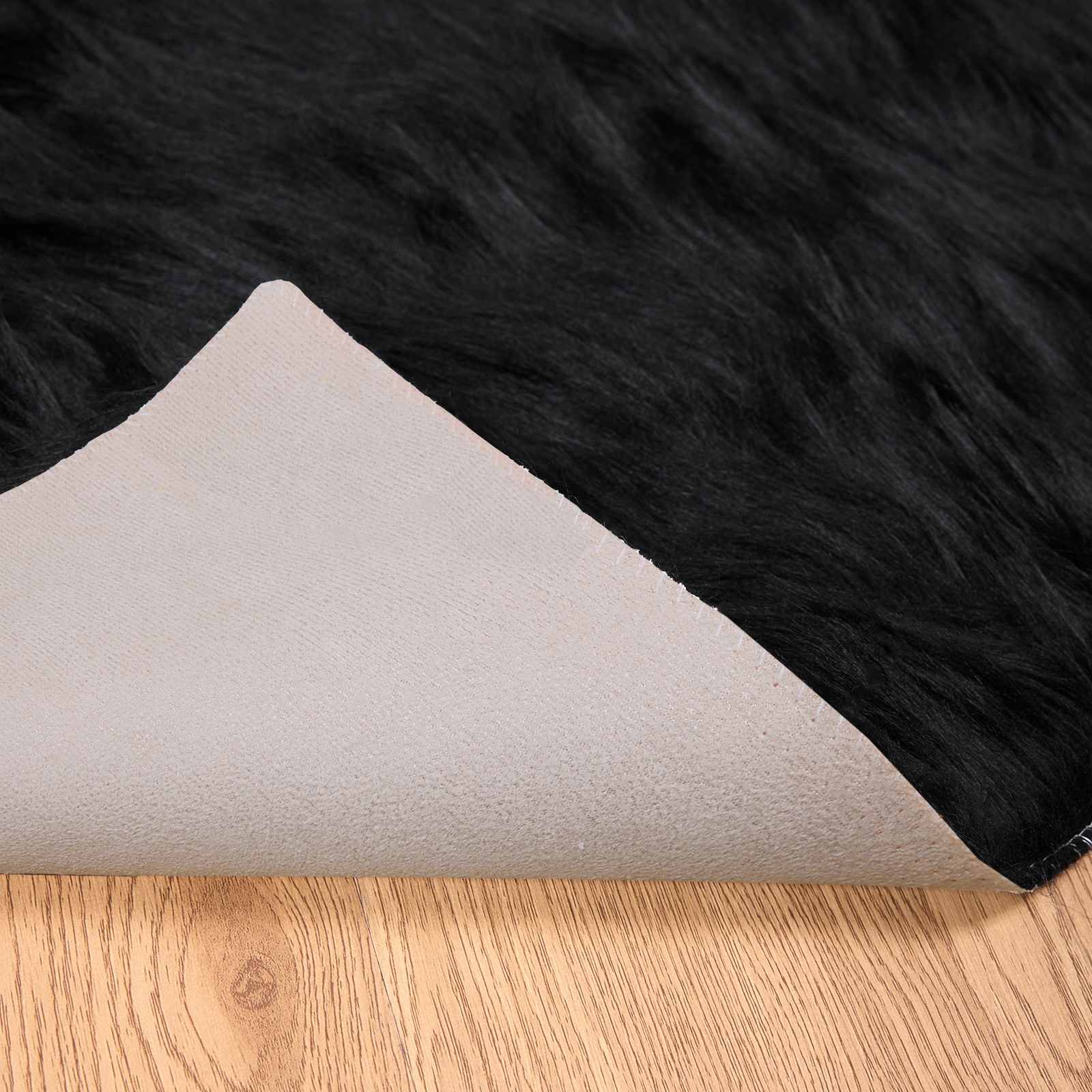 Tepih od umjetne ovčje kože TAFALLA Crna 120 x 120 cm Poliester