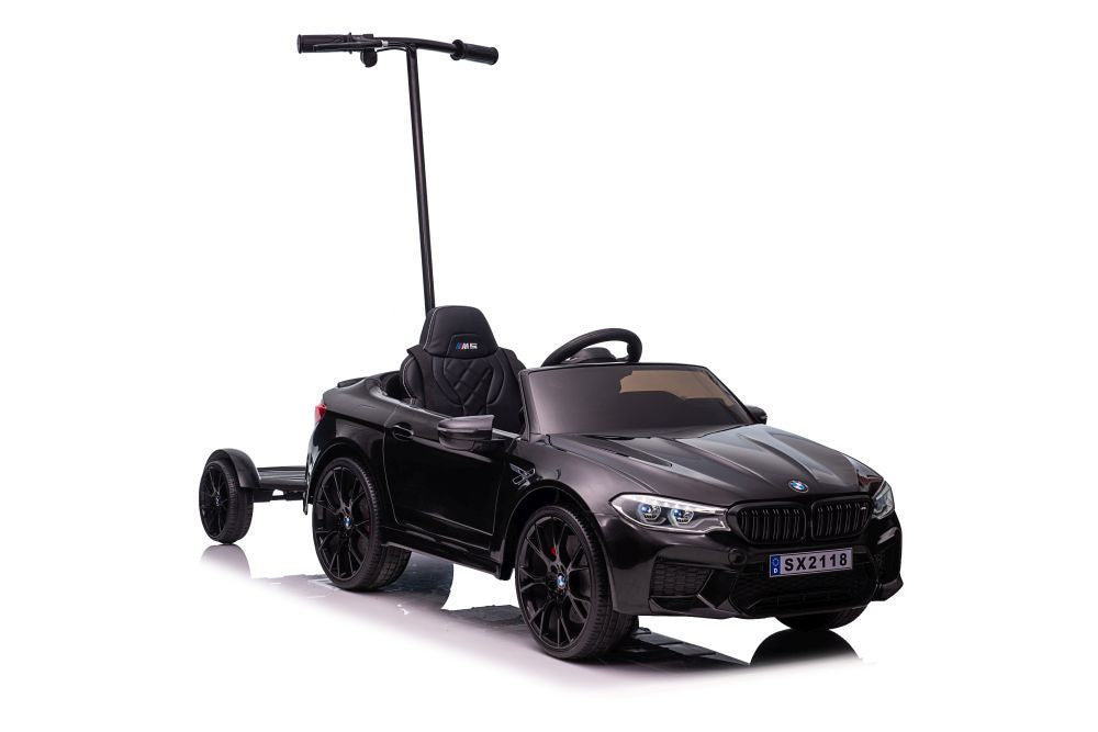 Licencirani auto na akumulator BMW M5 + platofrma za roditelje - crni/lakirani