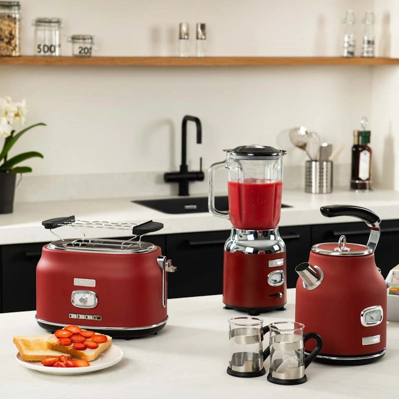 Westinghouse Retro Red kettle