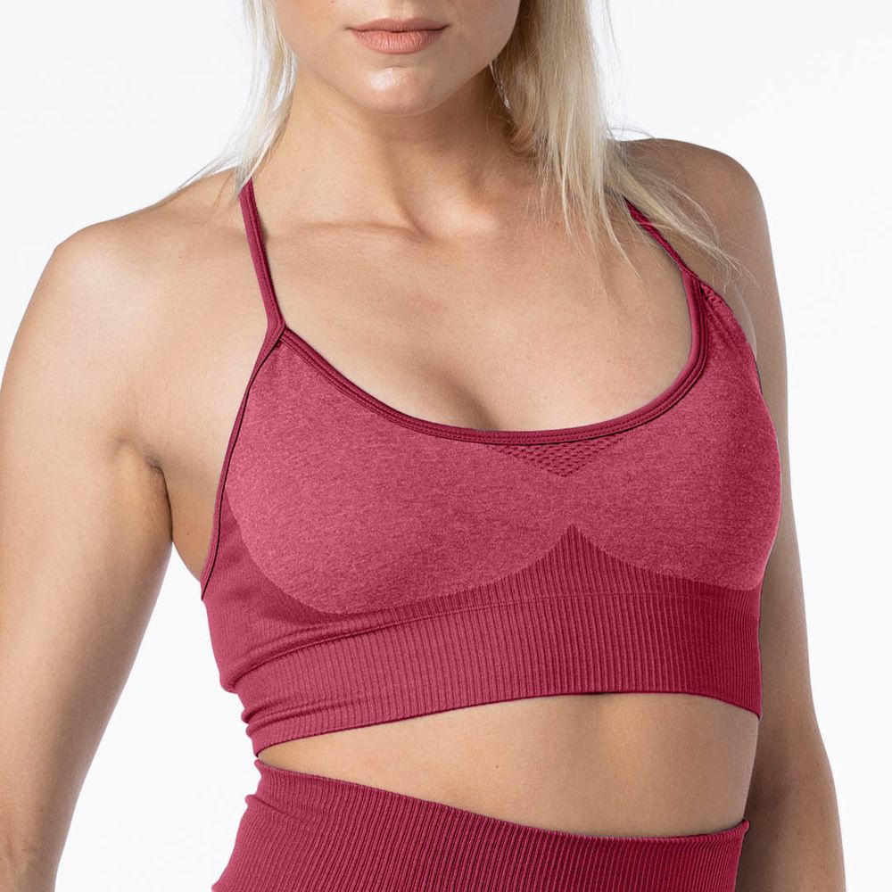 Kineta Leilani bordo top