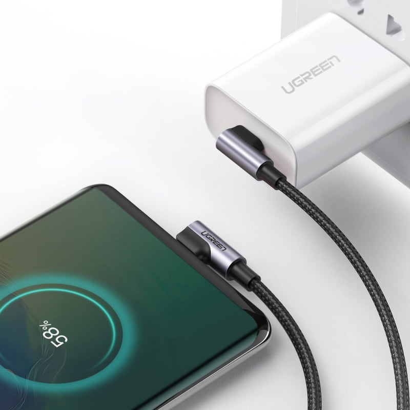 Ugreen USB-C na USB-C kabel US323 Kutni 60W 3A 1m crni