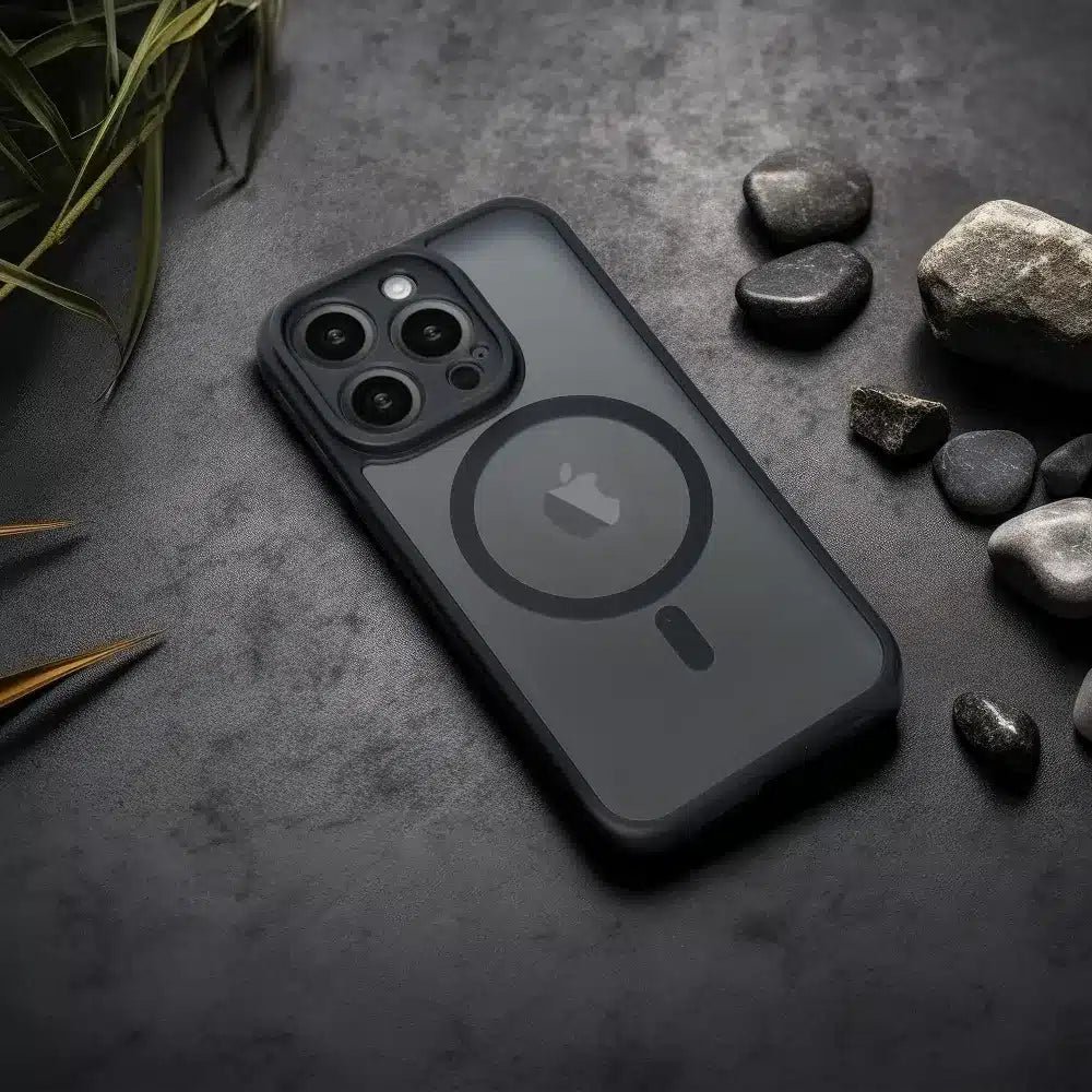 Full Matte Mag Cover maska kompatibilna s MagSafe za iPhone 14 Pro crna